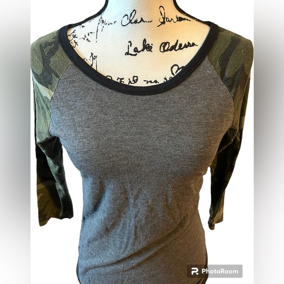 Rue21 Gray Camo Shirt - Picture 3 of 5